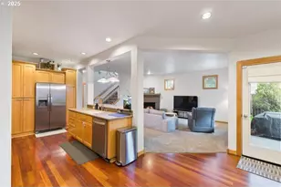 109 SW Taft Ave, Bend, OR 97702 - Photo 6