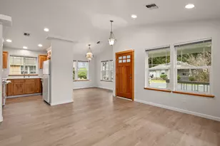 913 Schaefers Ln, Grants Pass, OR 97526 - Photo 8