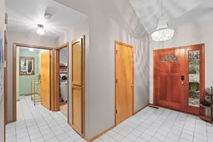 372 Thornbrook Dr, Merlin, OR 97532 - Photo 16