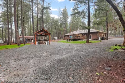 372 Thornbrook Drive, Merlin, OR 97532 - Photo 32