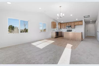 891 SE Starview Avenue Lot #24, Madras, OR 97741 - Photo 12