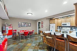 750 NE Wyoming Dr, Prineville, OR 97754 - Photo 40