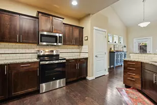 19671 Hollygrape St, Bend, OR 97702 - Photo 14