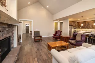 961 NE Hudspeth Cir, Prineville, OR 97754 - Photo 6