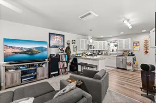 7834 Jacqueline Way, White City, OR 97503 - Photo 6