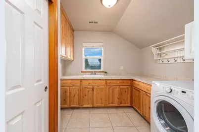 2424 SW Pumice Avenue, Redmond, OR 97756 - Photo 18