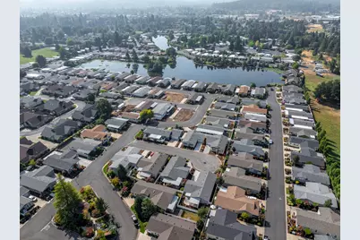 183 Kingsley Drive, Grants Pass, OR 97526 - Photo 34