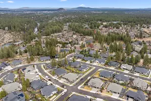 60873 SW Headwaters Loop, Bend, OR 97702 - Photo 74