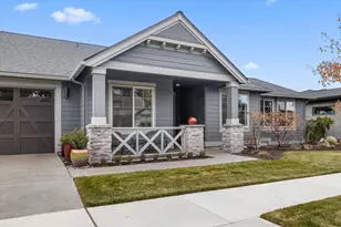 60873 SW Headwaters Loop, Bend, OR 97702 - Photo 2