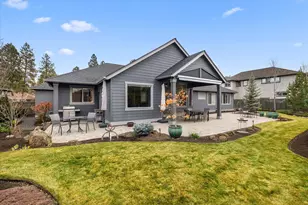 60873 SW Headwaters Loop, Bend, OR 97702 - Photo 56