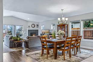 660 NW 26th St, Redmond, OR 97756 - Photo 14