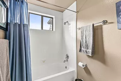 925 Winchester Avenue, Medford, OR 97501 - Photo 30