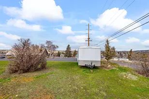 1030 S Adams Dr, Madras, OR 97741 - Photo 12