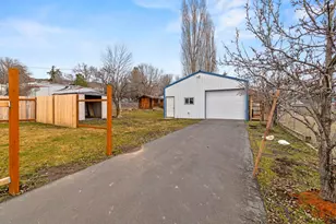 2101 Ogden St, Klamath Falls, OR 97603 - Photo 24