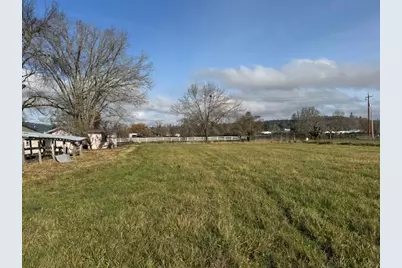 4945 Lower River Road, Grants Pass, OR 97526 - Photo 10