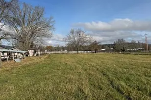 4945 Lower River Rd, Grants Pass, OR 97526 - Photo 10