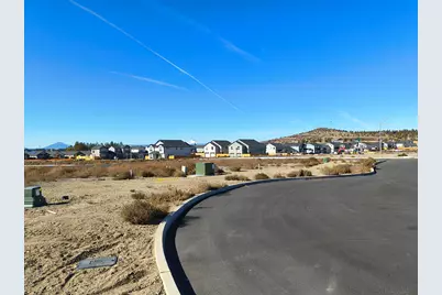 3251 NW 7th Street, Redmond, OR 97756 - Photo 4