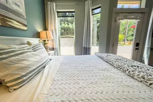 175 East E Street, Jacksonville, OR 97530 - Photo 8