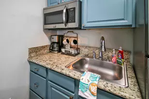 175 East E Street, Jacksonville, OR 97530 - Photo 14