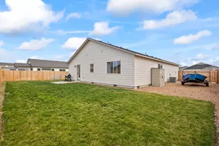 262 NW Par Ave, Madras, OR 97741 - Photo 20