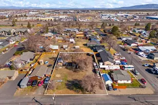 624 NW 4th St, Redmond, OR 97756 - Photo 18