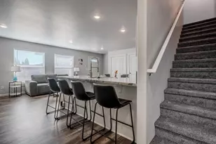 7877 Houston Loop, White City, OR 97503 - Photo 10