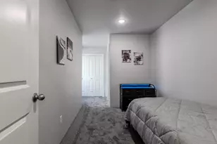 7877 Houston Loop, White City, OR 97503 - Photo 16