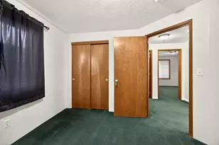 2016 Terrel Dr, Medford, OR 97501 - Photo 32