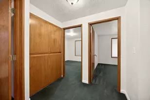 2016 Terrel Dr, Medford, OR 97501 - Photo 26