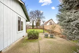 2016 Terrel Dr, Medford, OR 97501 - Photo 48