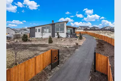 2370 SW Helmholtz Way, Redmond, OR 97756 - Photo 20