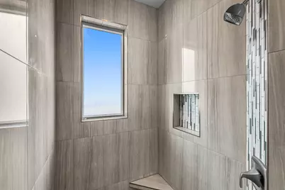 2370 SW Helmholtz Way, Redmond, OR 97756 - Photo 10