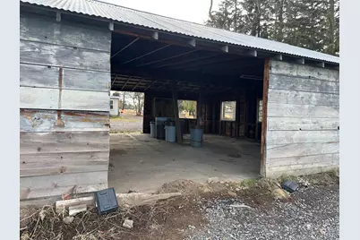 21430 Highway 20, Bend, OR 97701 - Photo 14