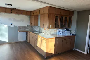 21430 Hwy 20, Bend, OR 97701 - Photo 24