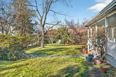 143 Ridge Road, Ashland, OR 97520 - Photo 54