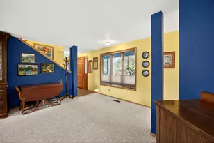 143 Ridge Rd, Ashland, OR 97520 - Photo 4