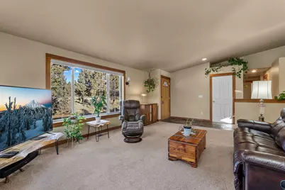 5800 NW 66th Lane, Redmond, OR 97756 - Photo 8