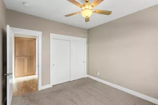 268 Oak Crest Way, Medford, OR 97501 - Photo 8