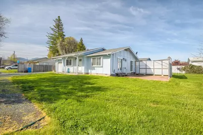 2368 Redwood Avenue, Grants Pass, OR 97527 - Photo 16