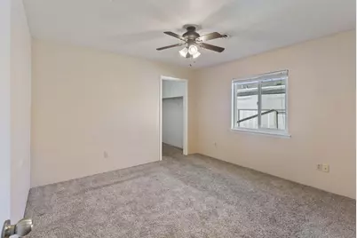 2368 Redwood Avenue, Grants Pass, OR 97527 - Photo 6