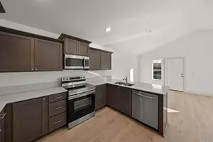 4059 SW Obsidian Pl, Redmond, OR 97756 - Photo 10