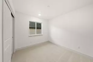 4059 SW Obsidian Pl, Redmond, OR 97756 - Photo 12