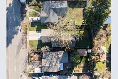 1806 Hart Avenue, Medford, OR 97501 - Photo 38