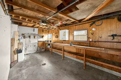2137 E Jackson Street, Medford, OR 97504 - Photo 50
