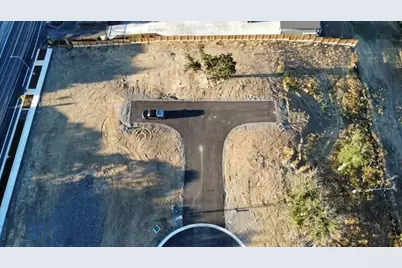 243 Reserve Circle, Medford, OR 97504 - Photo 8