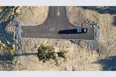 251 Reserve Circle, Medford, OR 97504 - Photo 6