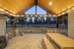 67554 Trout Ln, Bend, OR 97703 - Photo 42