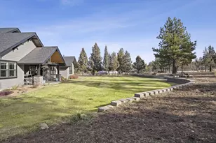 67554 Trout Ln, Bend, OR 97703 - Photo 52
