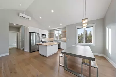 1913 NW Monterey Mews # 8, Bend, OR 97703 - Photo 12