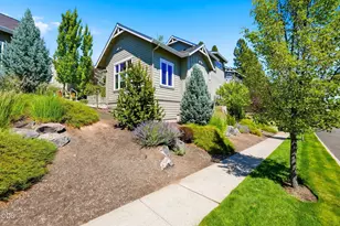 1913 NW Monterey Mews, Bend, OR 97703 - Photo 44